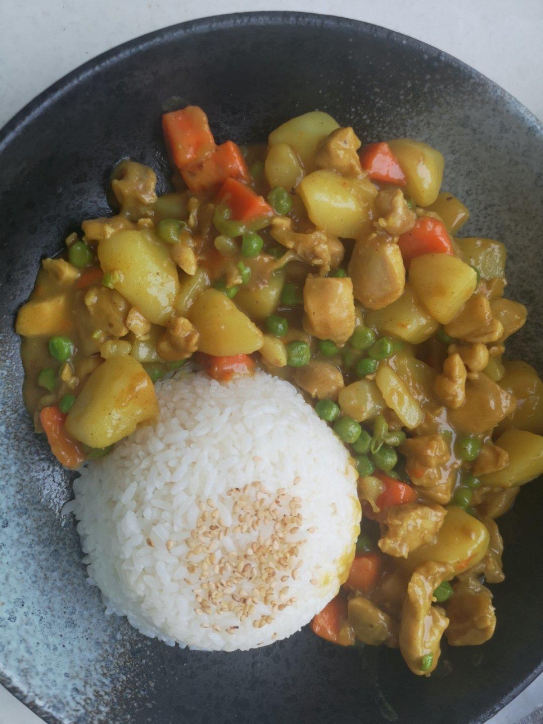 咖喱鸡肉饭