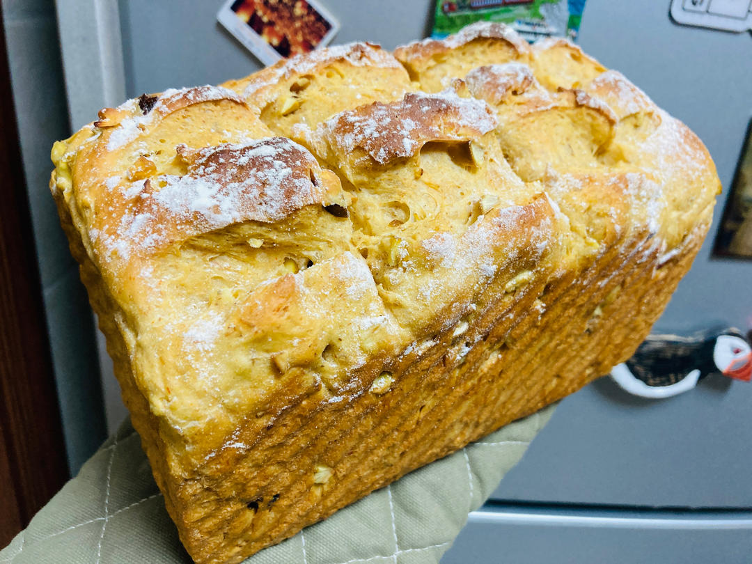 枫糖栗子葡萄干吐司