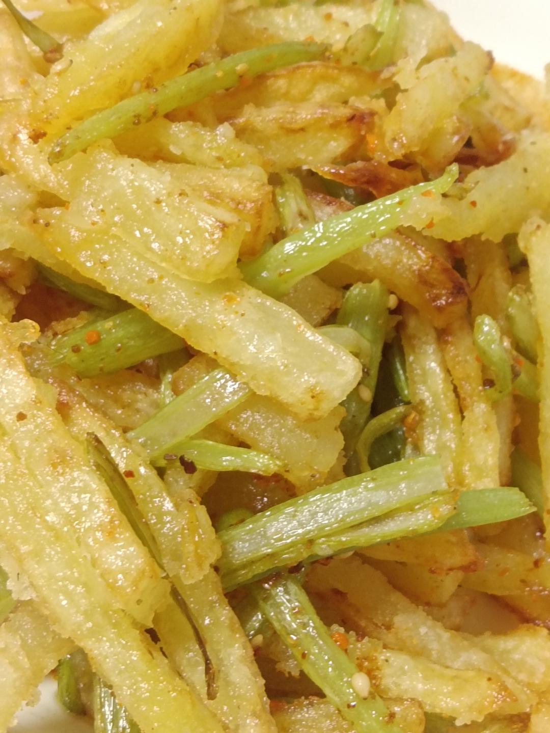 一点不输饭店的干煸芹菜土豆条