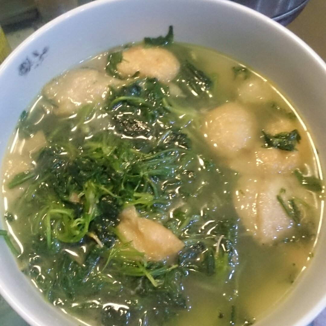 臻芯石榴做的荠菜汤