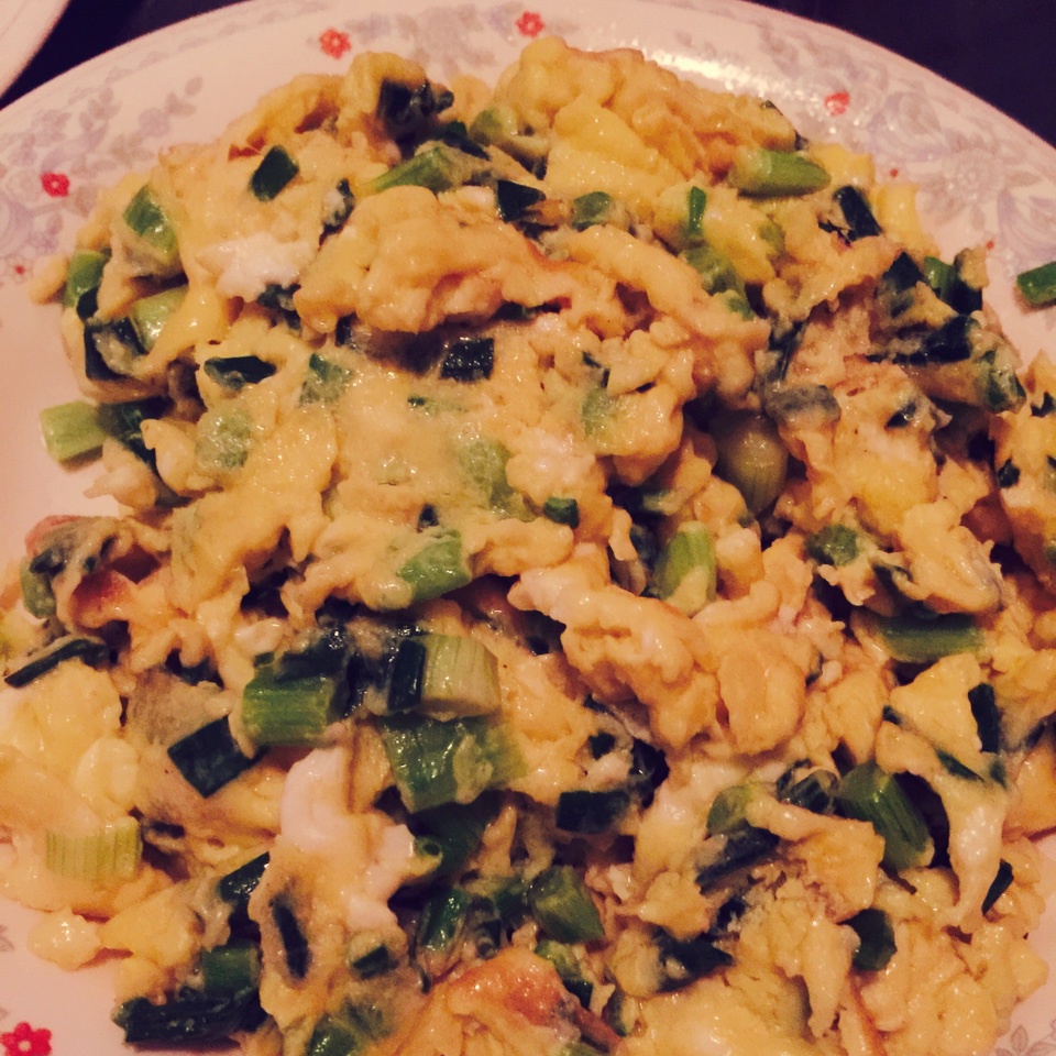 小葱炒鸡蛋