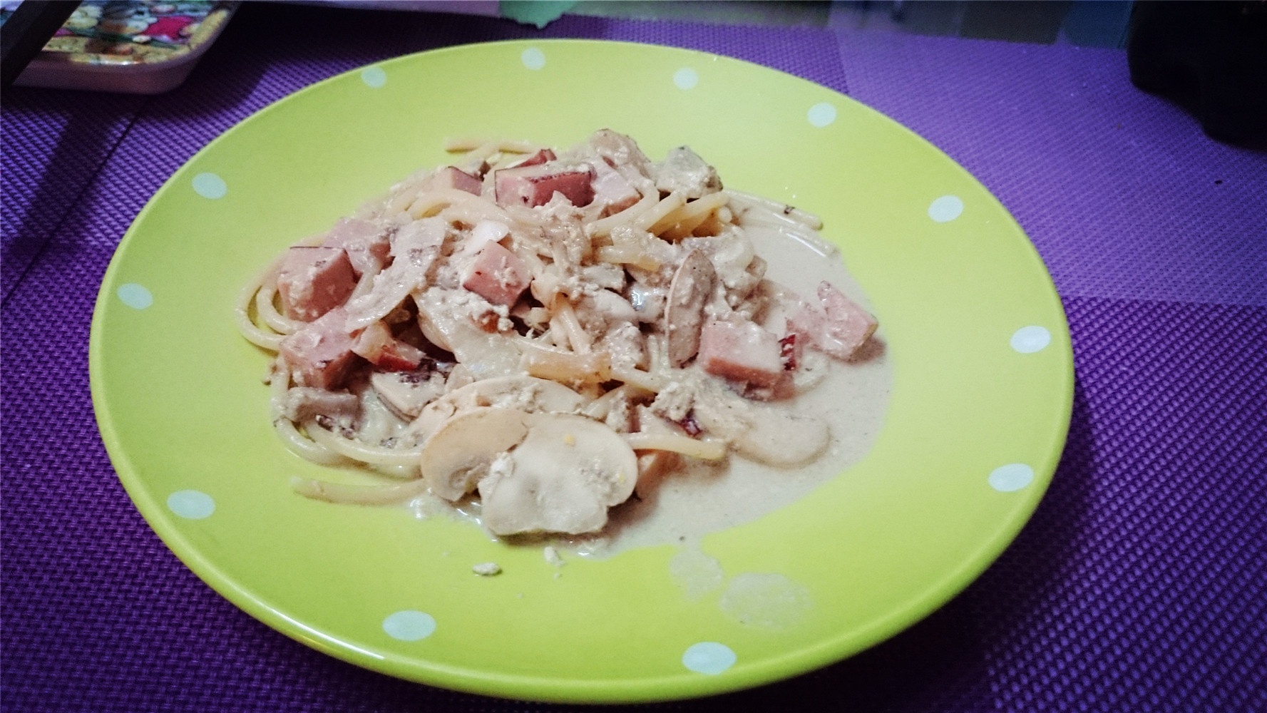 超简单的奶汁培根意面Carbonara