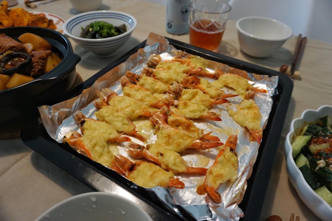 味道那叫一个"赞"--马苏里拉芝士焗大虾