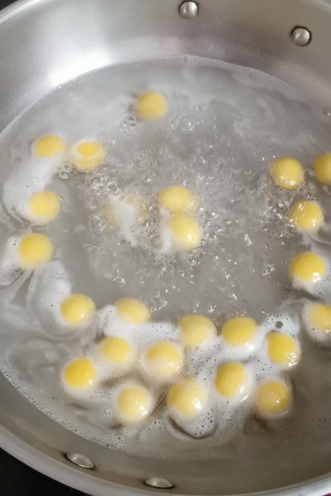 女人要多吃这道甜品，健脾补血，做法简单，比天天敷面膜要强