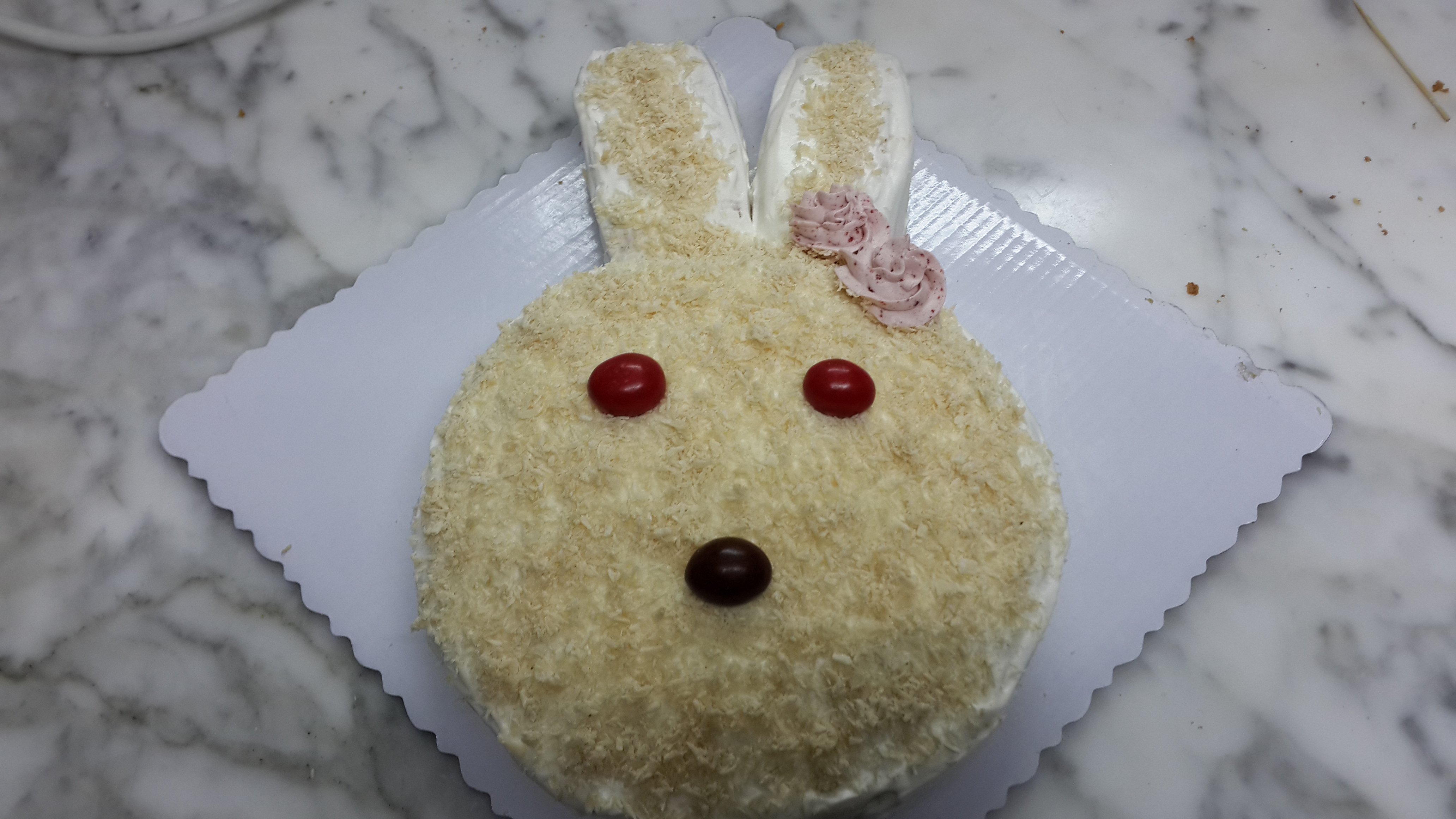 小兔生日蛋糕