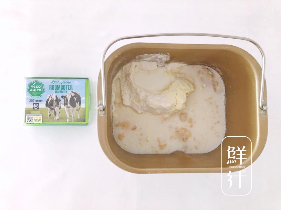 纯奶手撕吐司的做法 步骤1