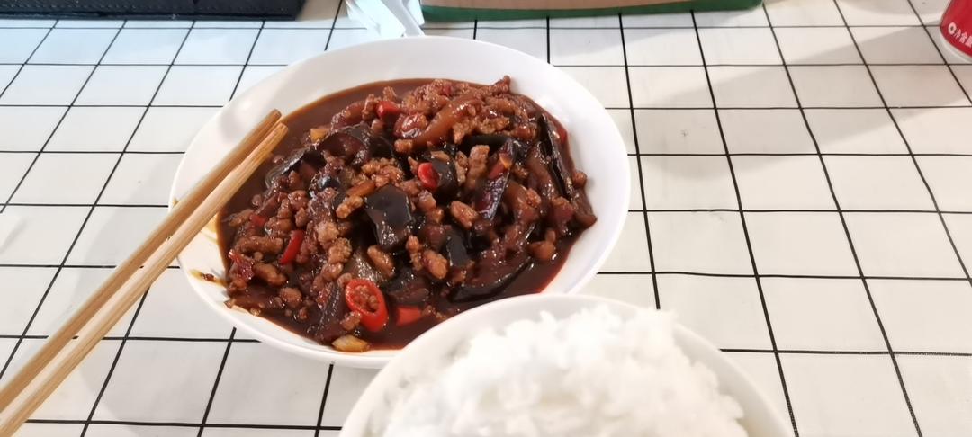 开胃下饭菜！巨简单的家常鱼香茄子煲