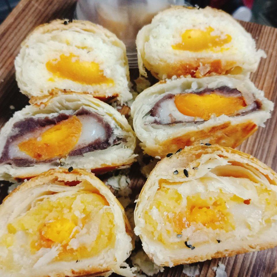 ㊙️网红麻薯肉松蛋黄酥🔥，好吃到爆‼️