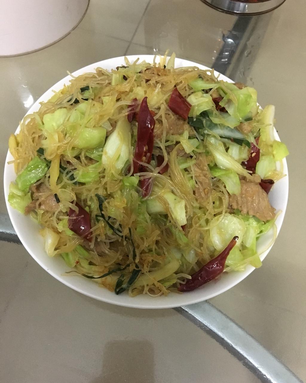 卷心菜炒粉丝 Glass noodles with Cabbage