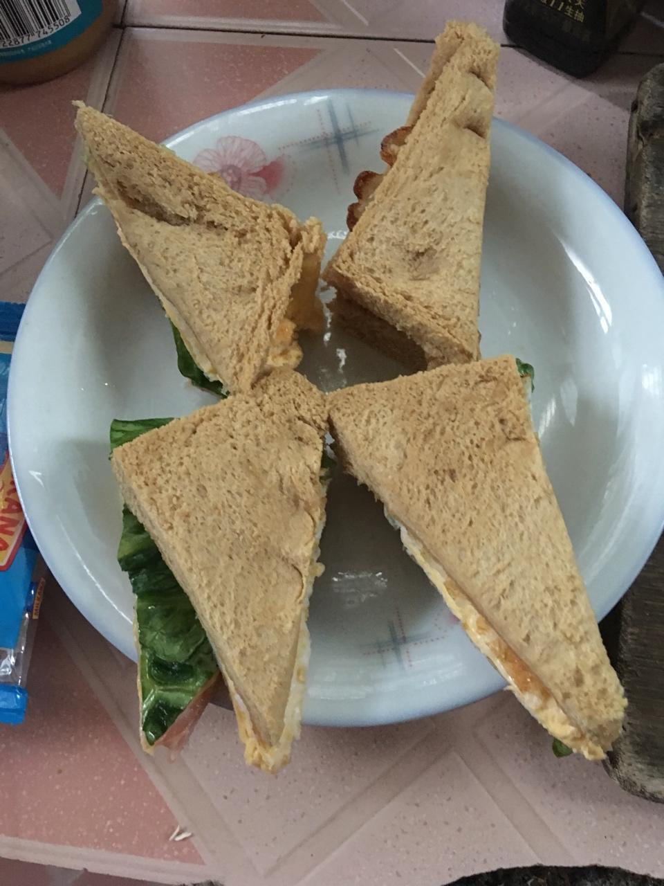 火腿芝士蛋三文治