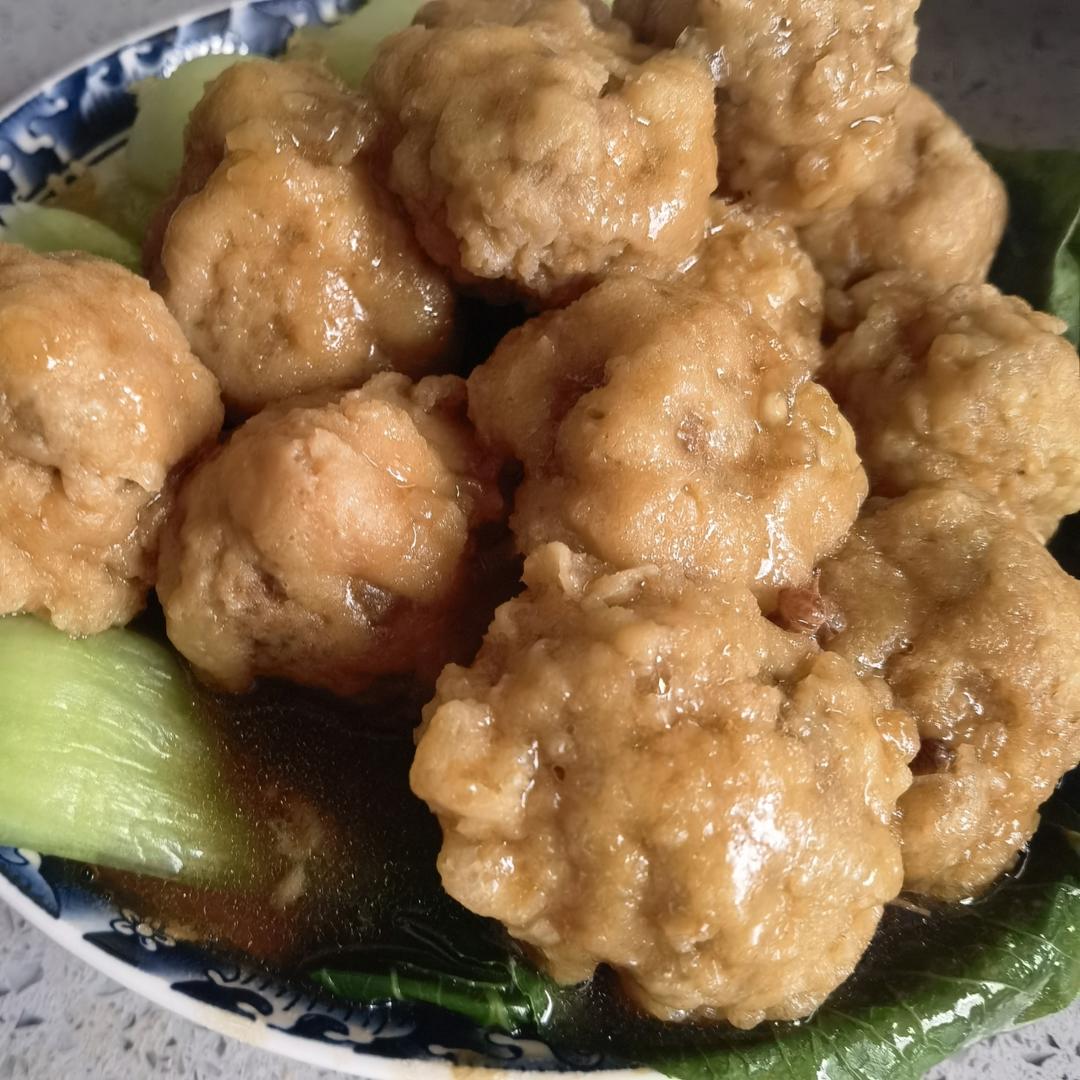 四喜丸子（红烧狮子头）