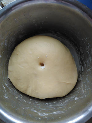 红豆酸奶面包的做法 步骤4