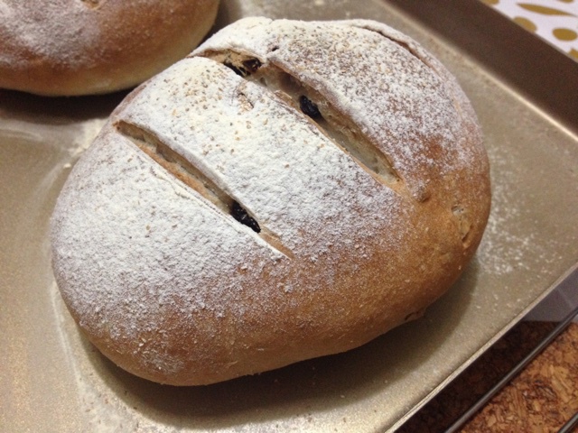 果仁法式乡村面包