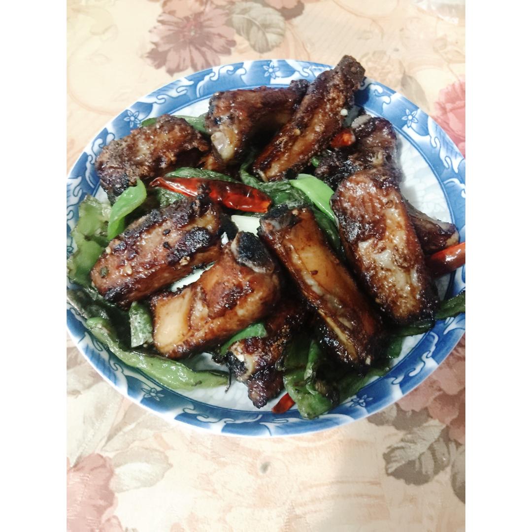 双椒煎排骨