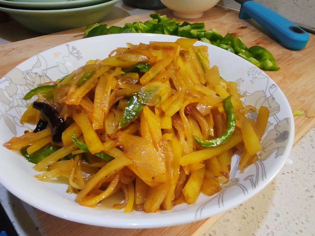 酸辣土豆丝的家常做法 超级下饭