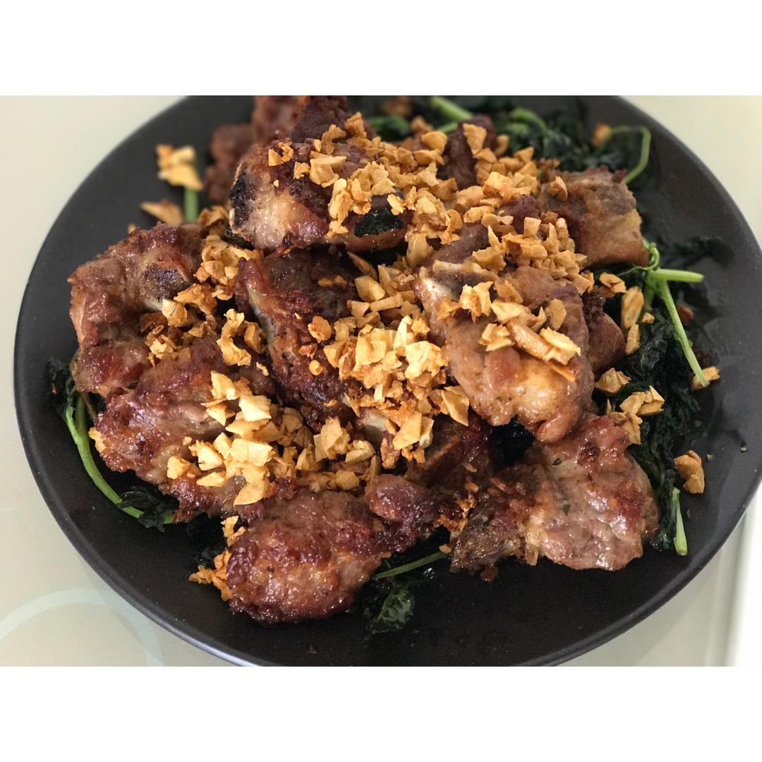 金牌蒜香排骨