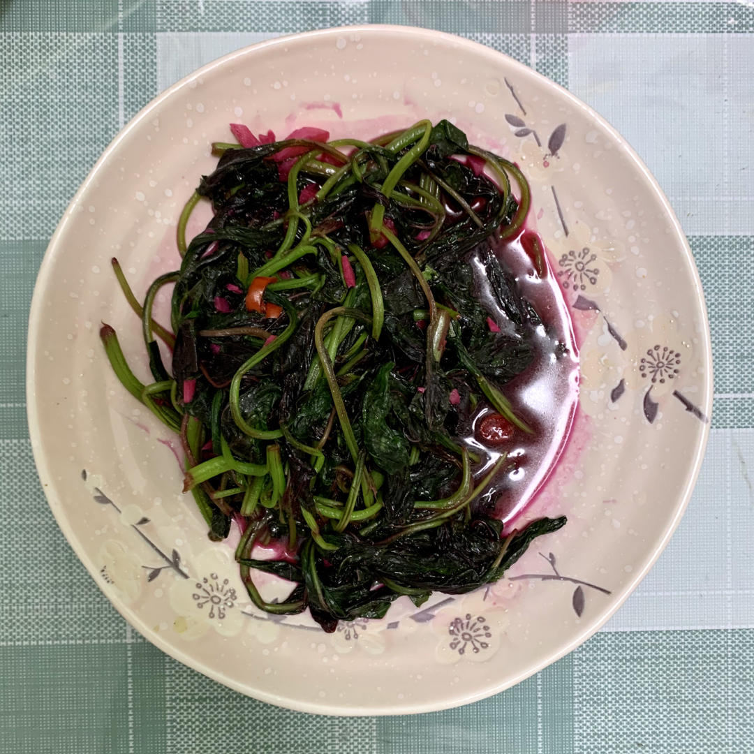 蒜茸炒红苋菜