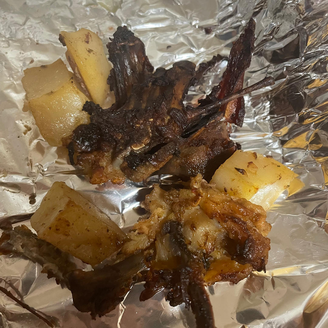 鸡骨架炖土豆
