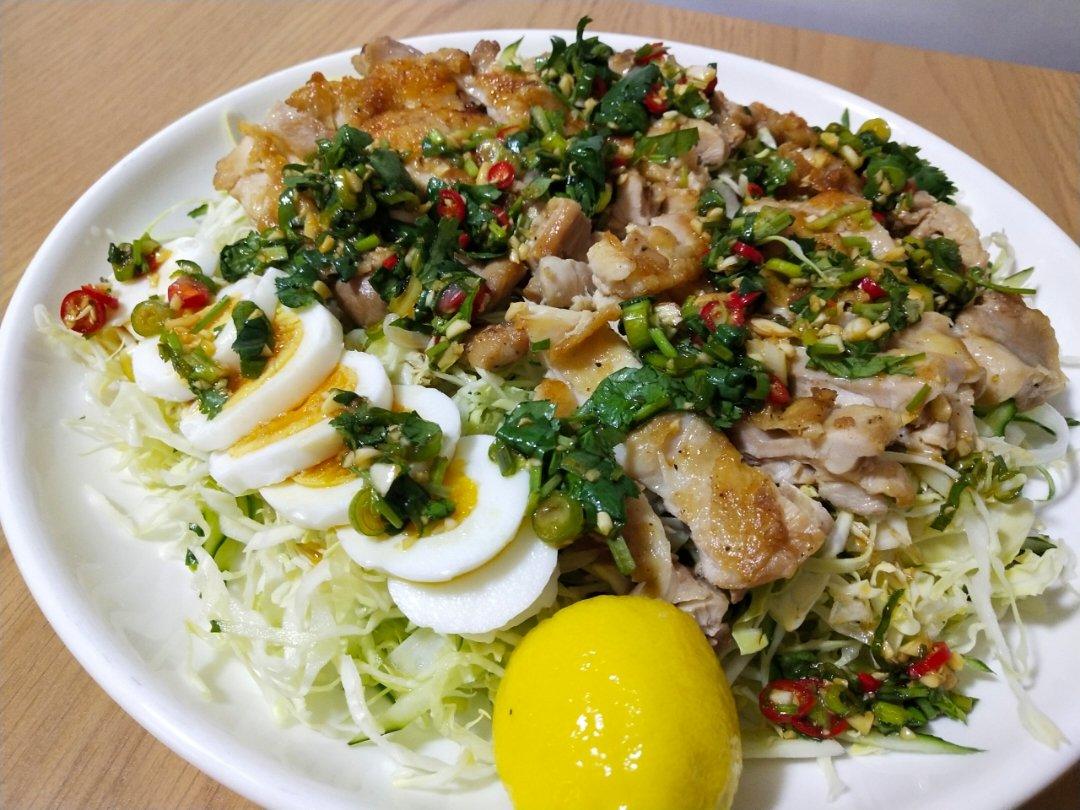 【泰国椒麻鸡】这鸡腿名字乱叫，味道却很正经！