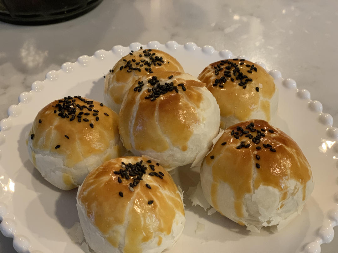 免揉免松弛超快手不破酥不混酥的蛋黄酥—新手一看包会