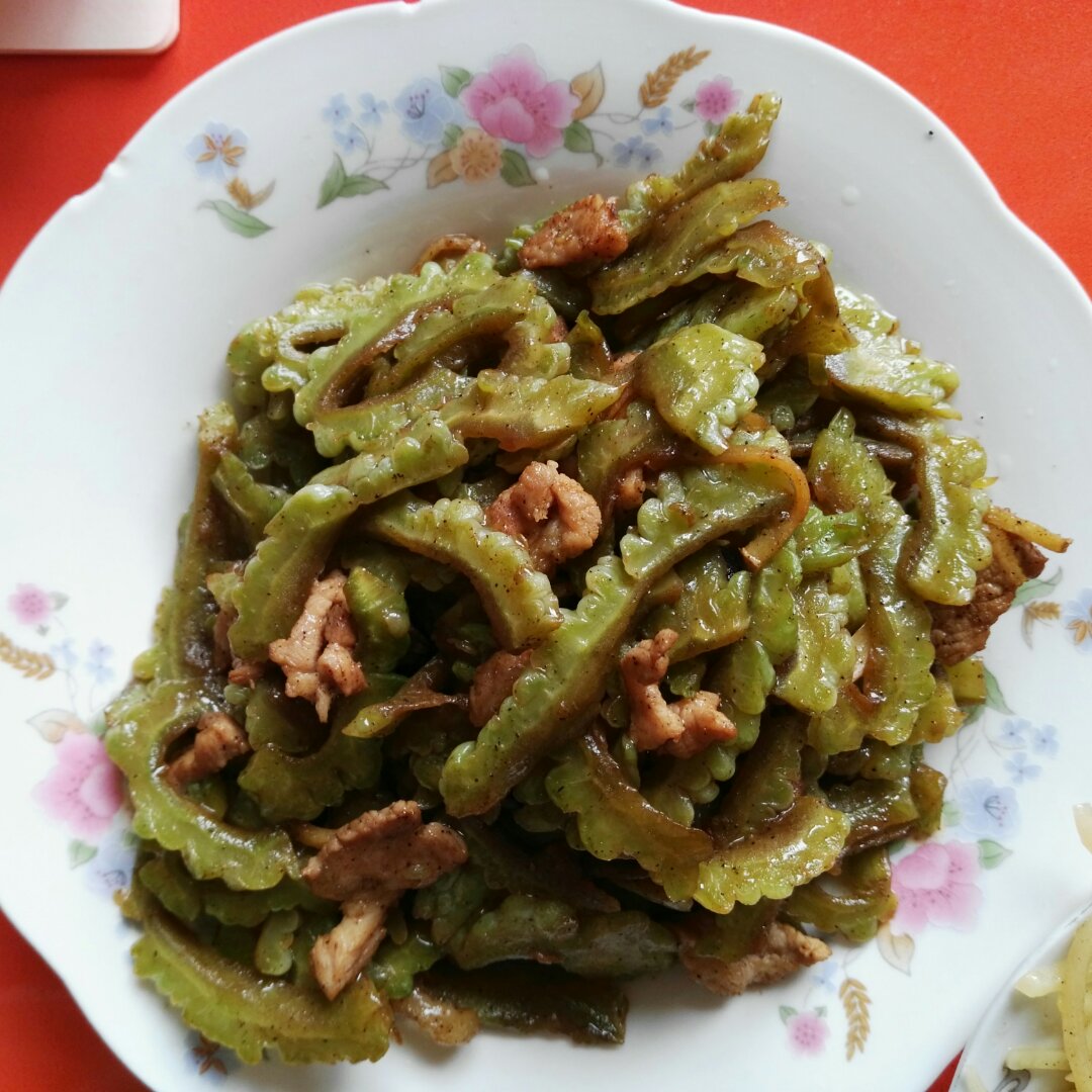 苦瓜炒肉