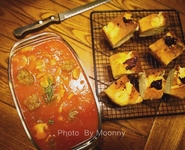 肉丸佐番茄淋酱的做法