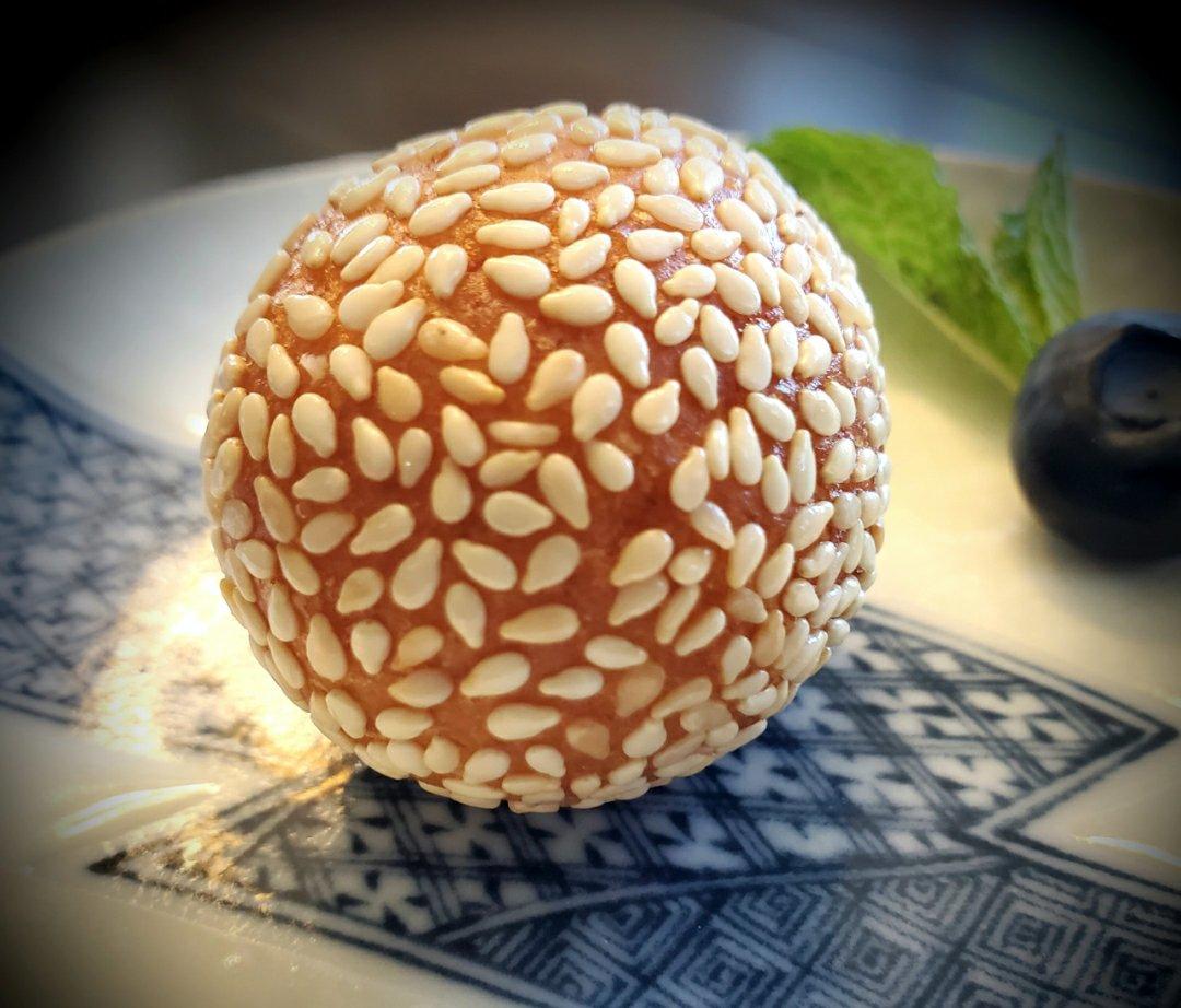 黄金球之一（南瓜芝麻球）