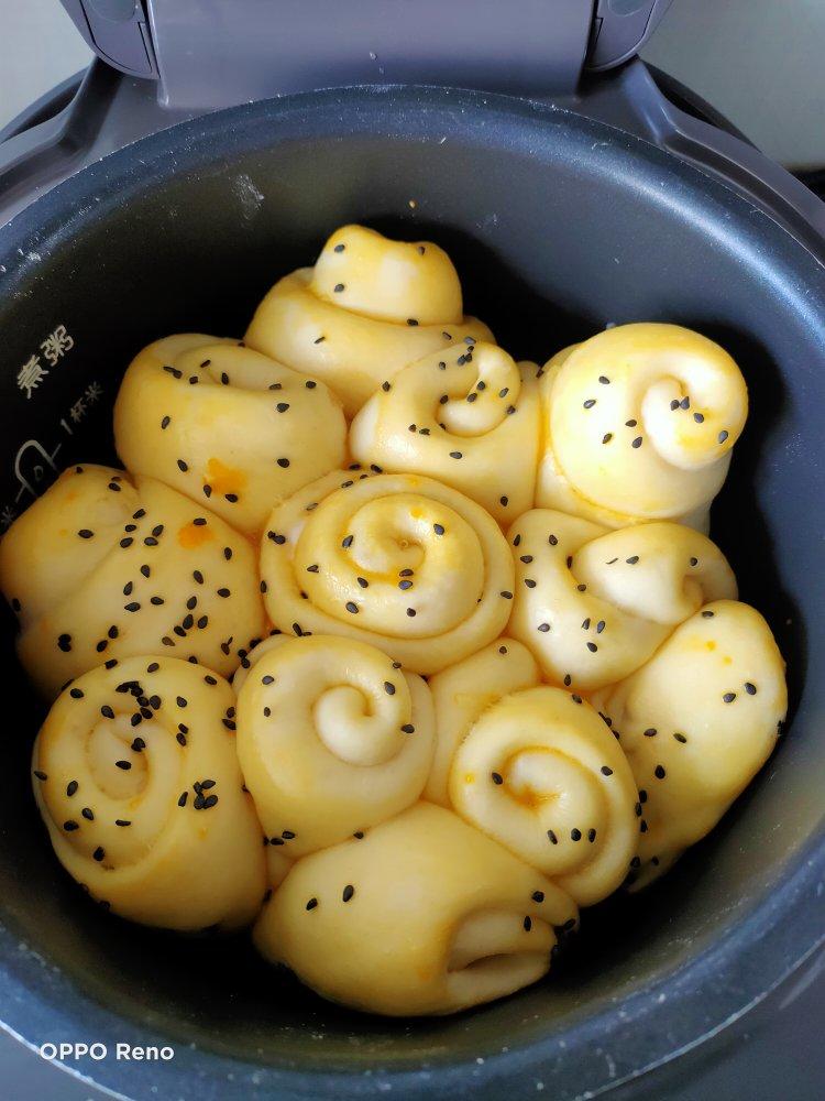 偷偷话做的电饭锅蒸面包