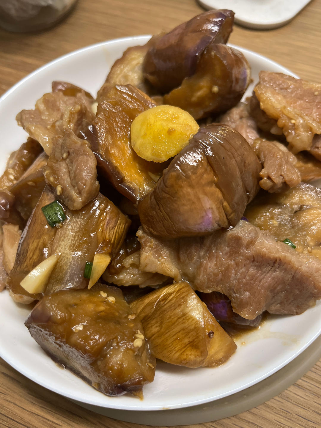 红烧茄子（教你炒茄子不变色的小妙招）