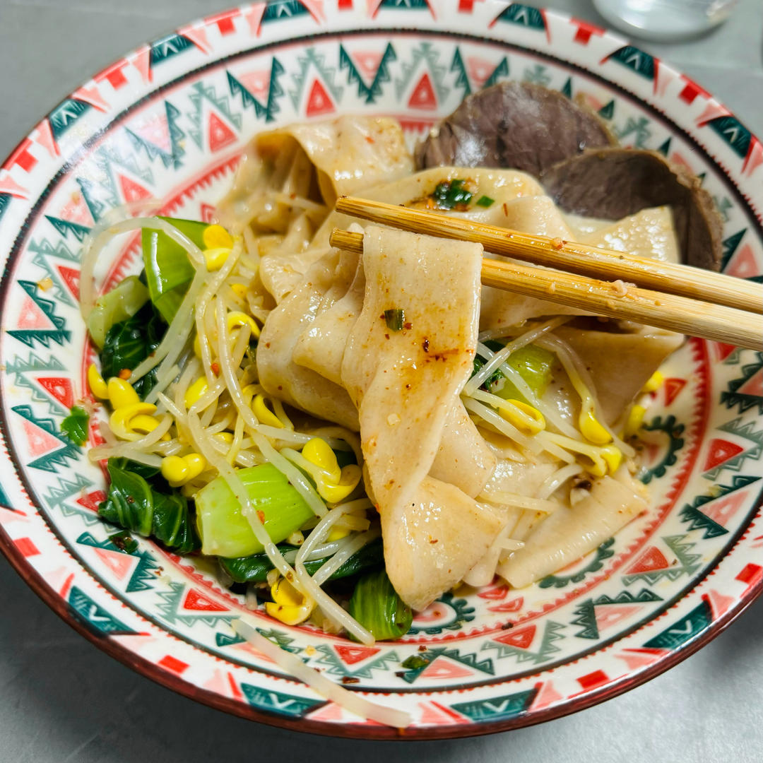 油泼扯面这样做最方便