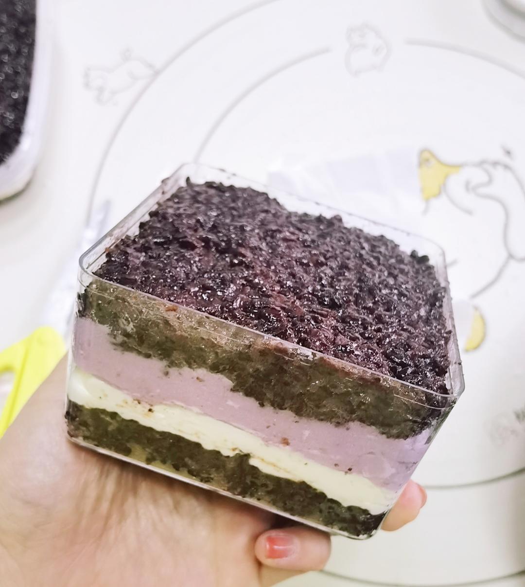 紫糯米芋泥奶糕