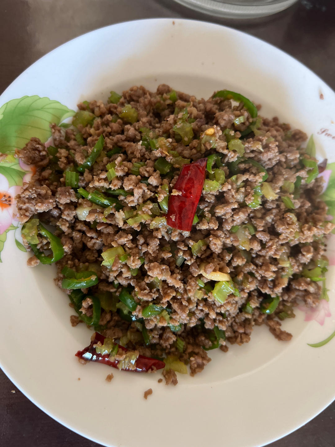 芹菜牛肉末「下饭神器」