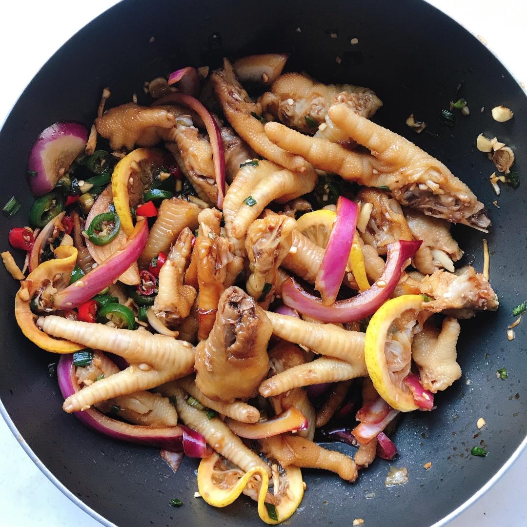 【柠檬酸辣鸡爪】自制超级无敌美味的网红鸡爪