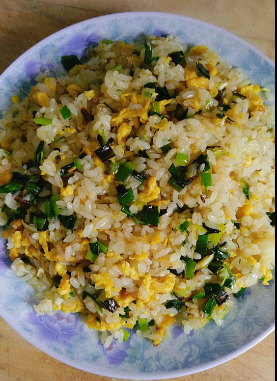 我家姑娘真v5做的蛋炒饭