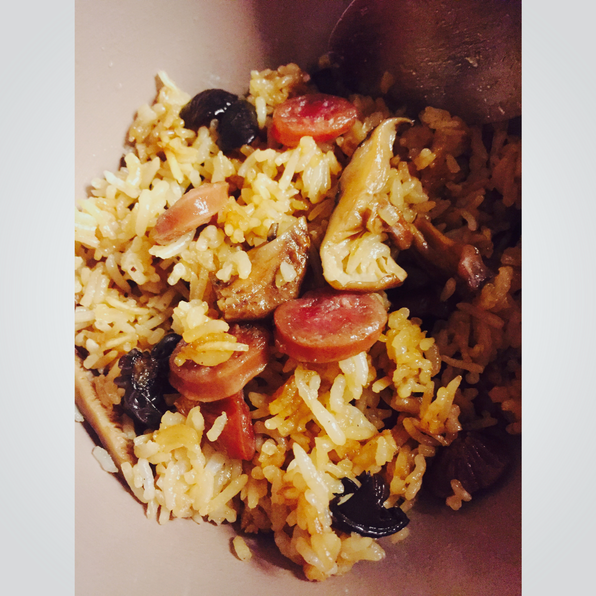 香菇腊肠煲仔饭（电饭煲）