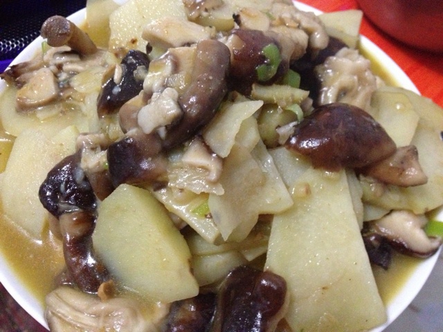 香菇土豆片