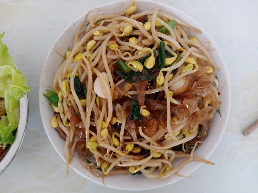 黄豆芽炒粉条