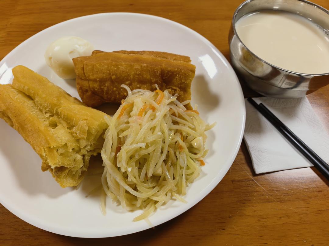 早餐•2025年12月10日