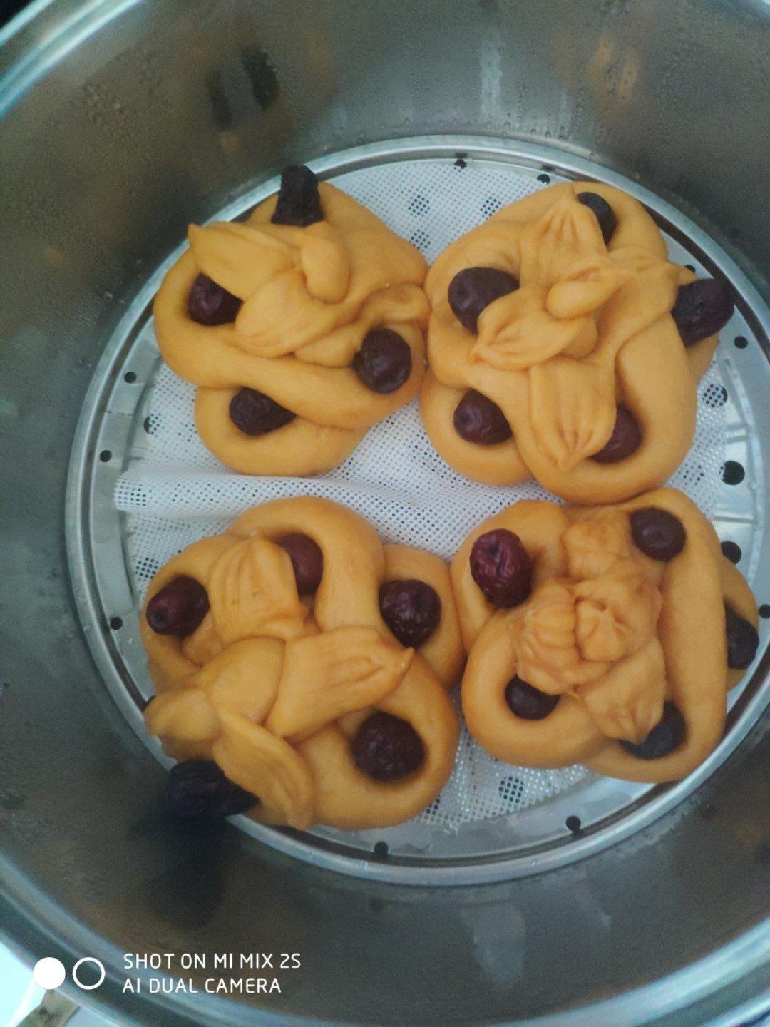 《极简整形》~南瓜枣香馒头