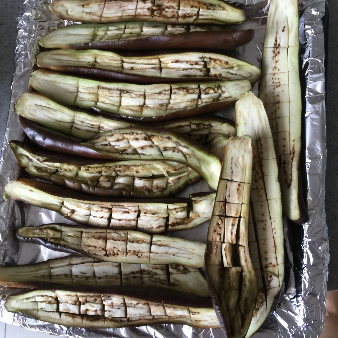 烤箱菜走起--蒜蓉烤茄子