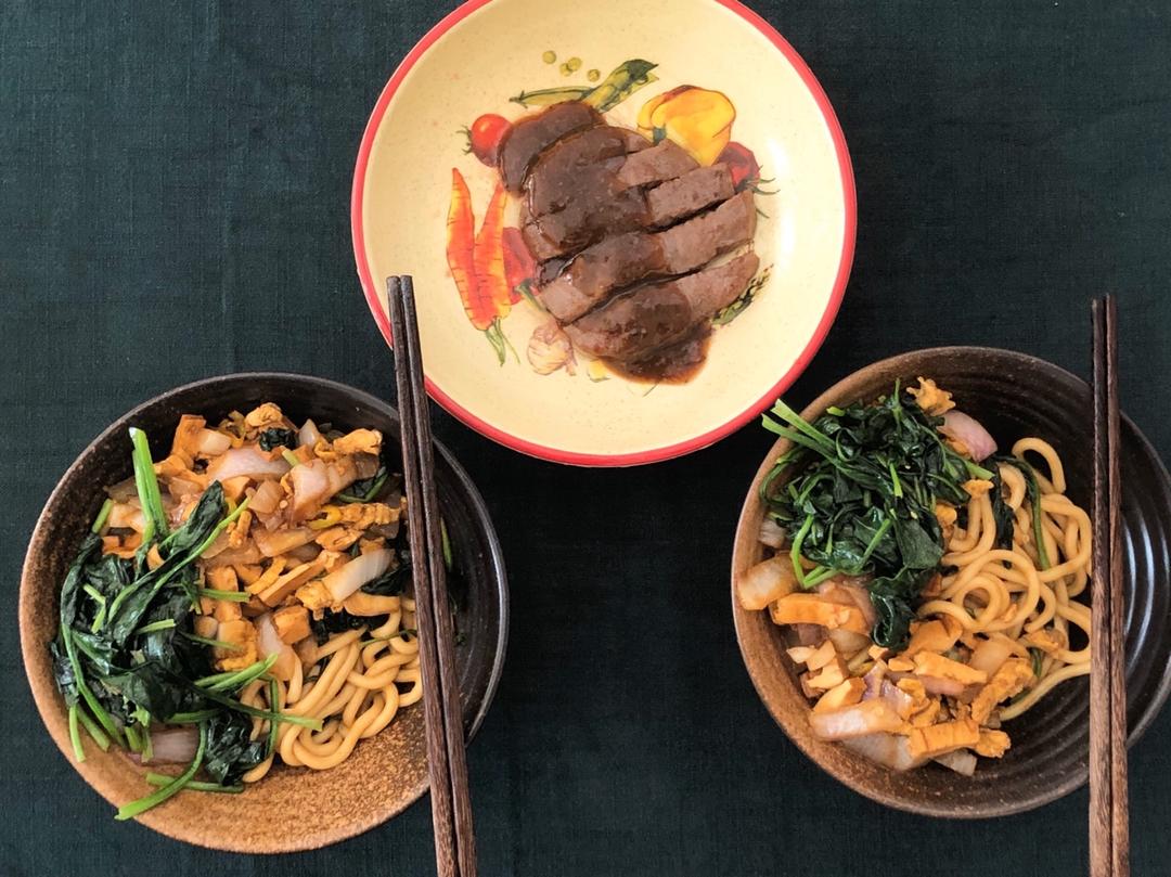 好吃哭的「鸡蛋炒乌冬面」