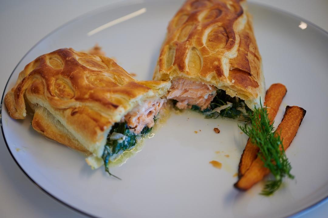 简单好做的惠灵顿三文鱼的做法