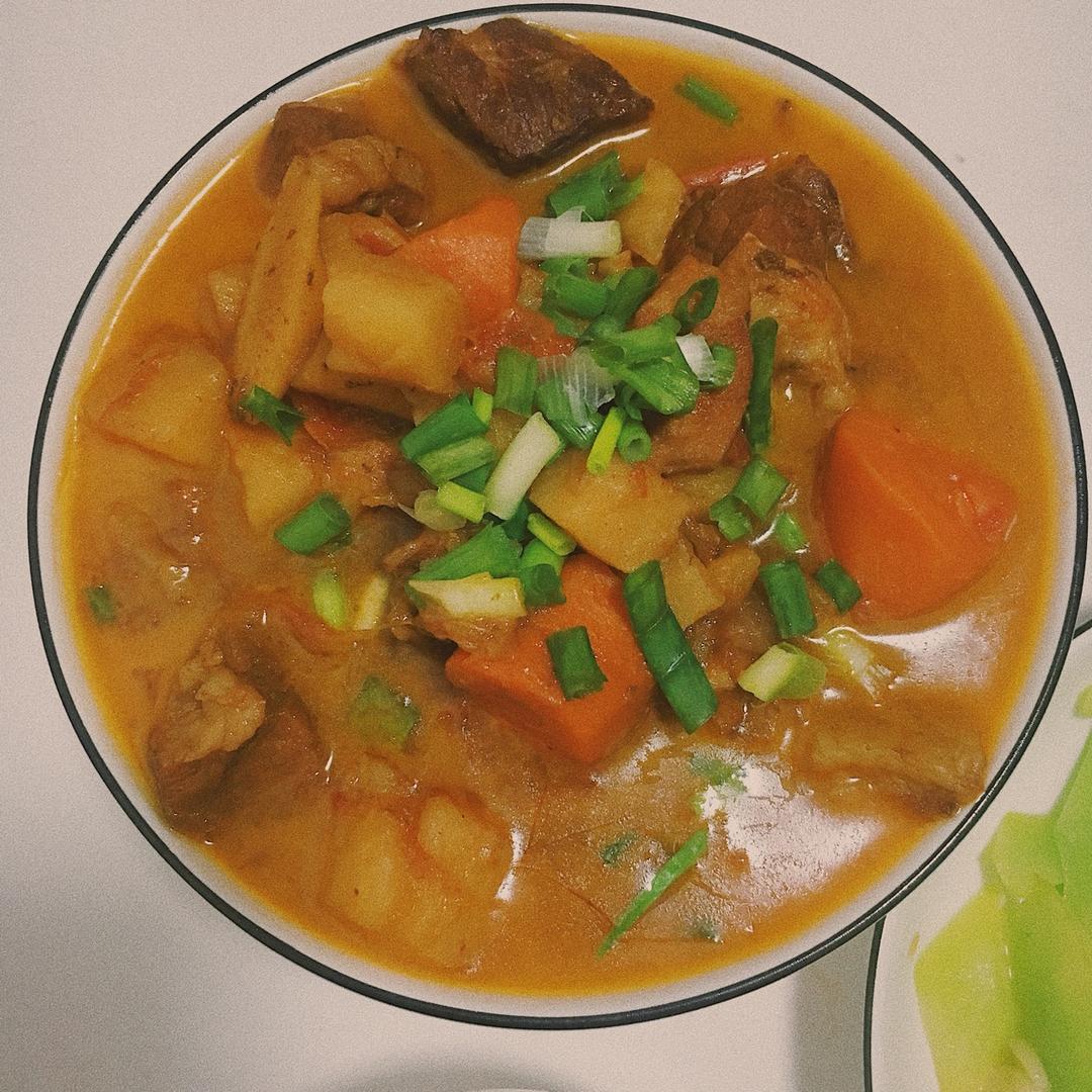 番茄土豆炖牛腩