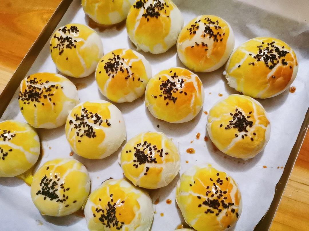 《Tinrry+》蛋黄酥