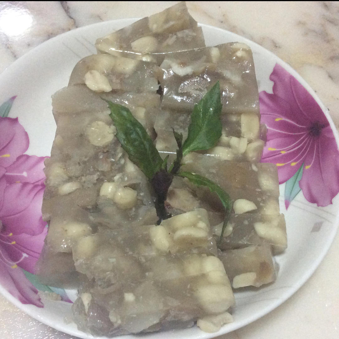 堂妈教你做年夜饭必吃———猪蹄冻