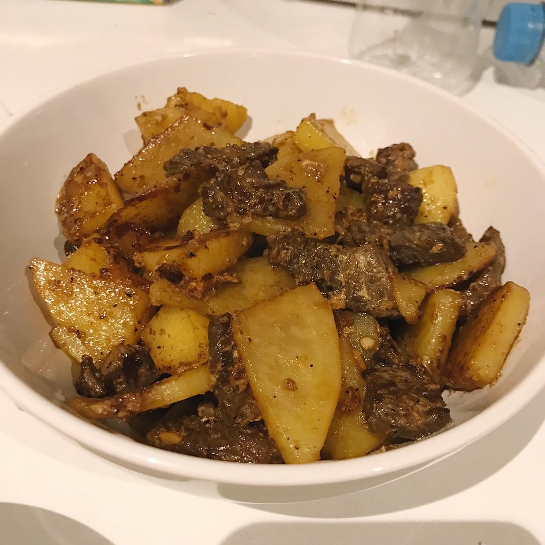 土豆炒牛肉