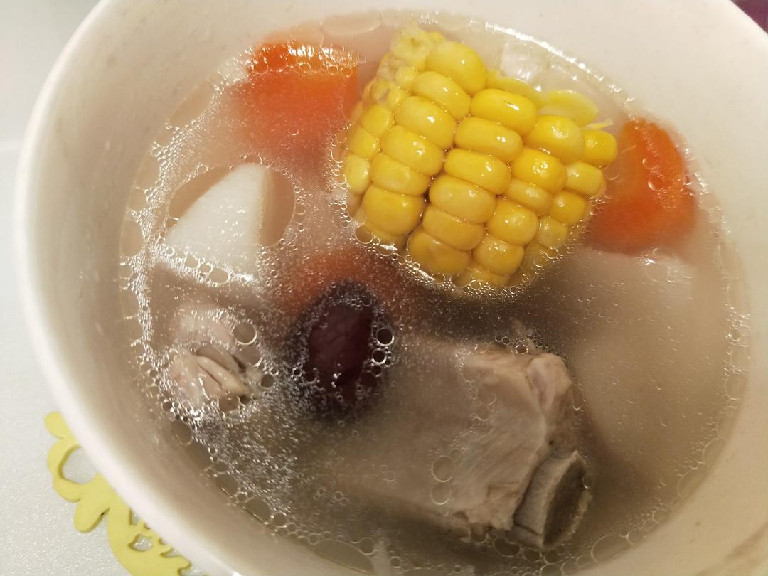 山药玉米排骨汤