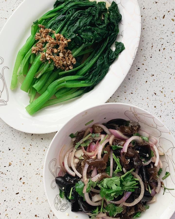 凉拌洋葱木耳–通血管开胃快手凉菜