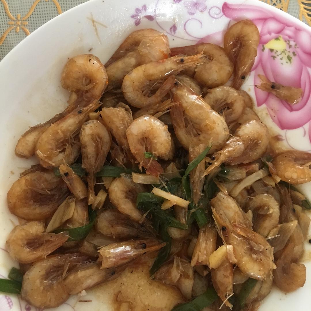 油爆小河虾