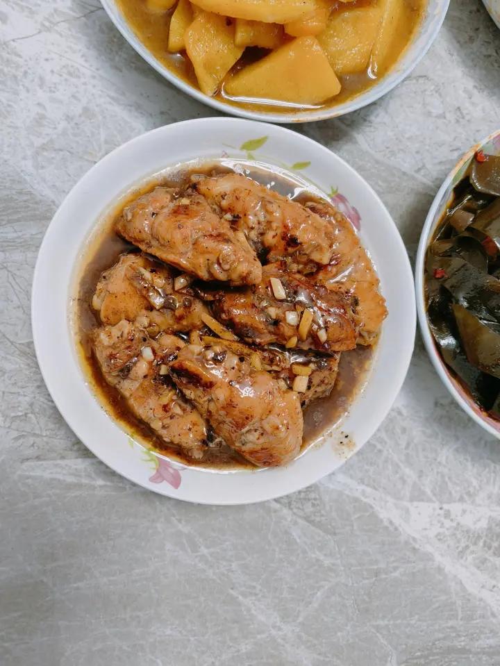 妈妈家的味道，吃了停不下来的红烧鸡翅